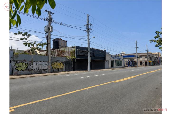 Commercial in Fernandez Juncos, San Juan - Santurce