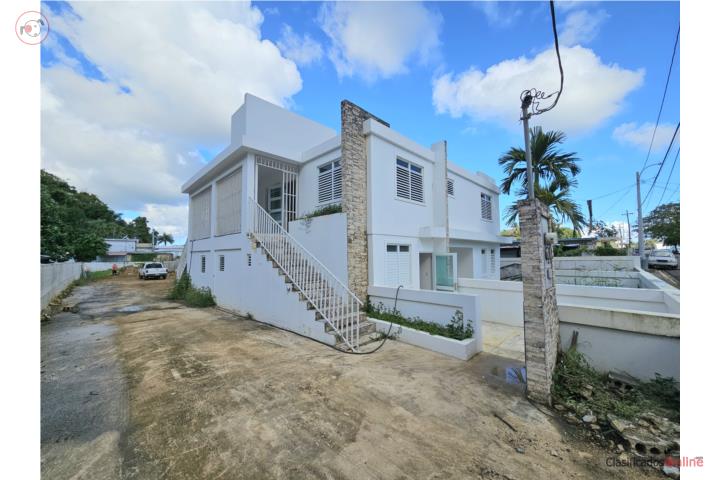 Modern 5-Unit Multifamily in Dorado!