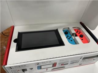 Nintendo Switch en caja , como nuevo  , La Familia Guayama 1  Puerto Rico