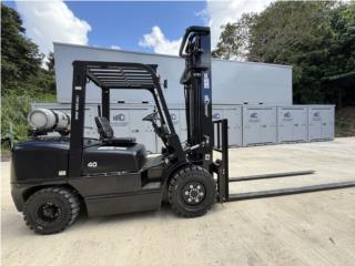 FORKLIFT NUEVO, Island Storage and Containers Puerto Rico