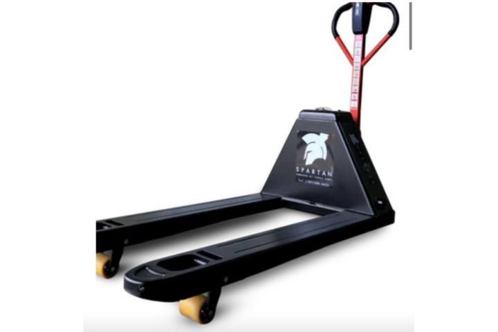7,700 LBS CAPACITY PALLETS JACKS