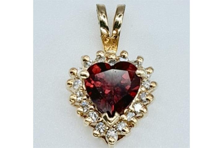 CHARM CORAZON 14KT