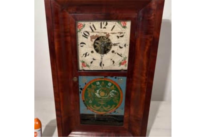 Reloj de pared de década 1840. Casi 200 años.