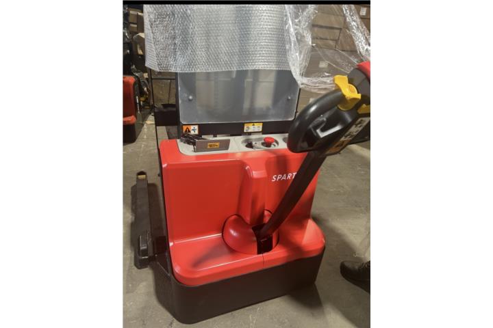 PALLETS STACKERS 12 SUBE