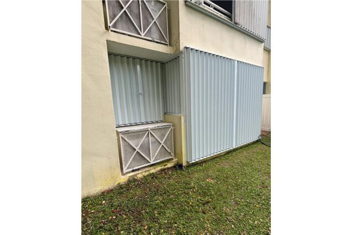 Ventas e instal. Tormenteras acordeon