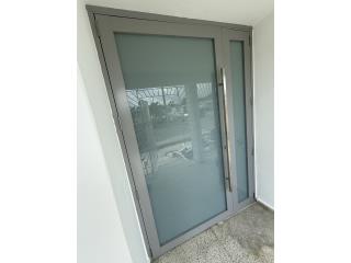 PUERTA DE ENTRADA A SU HOGAR COLOR GRIS