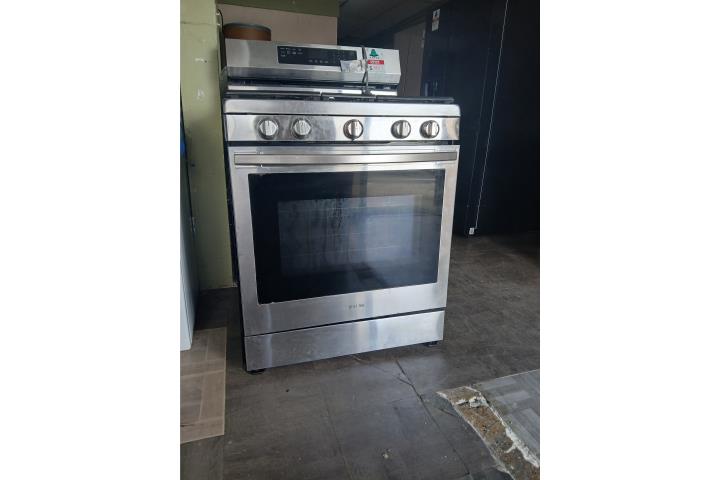 Estufas de gas y eléctricas