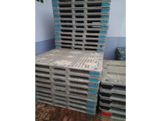 PALETAS SUPER GRANDES PLASTIC PERFORADAS, ANROD NATIONAL EXPORTS.llc Puerto Rico