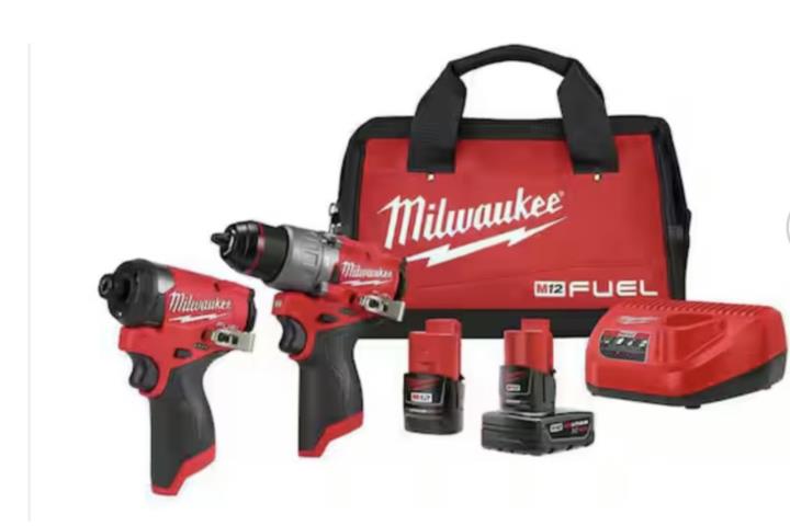MILWAUKEE COMBO HAMMER DRILL/IMPACT 12v FUEL