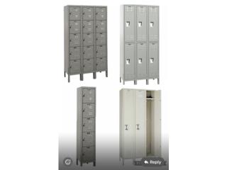 LOCKERS 