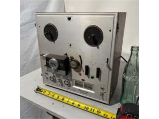Akai  Deck X-1500 Reel-to-Reel with Case