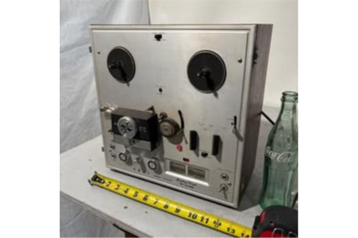 Akai  Deck X-1500 Reel-to-Reel with Case, Puerto Rico