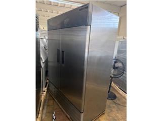 Quedan 3 freezer en especial fogel , Puerto Rico