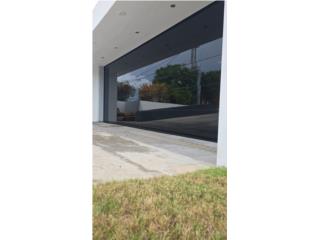 Puerta Garaje Frameless Negra 10x8 Instalada, MG Inter / Space Designs Puerto Rico