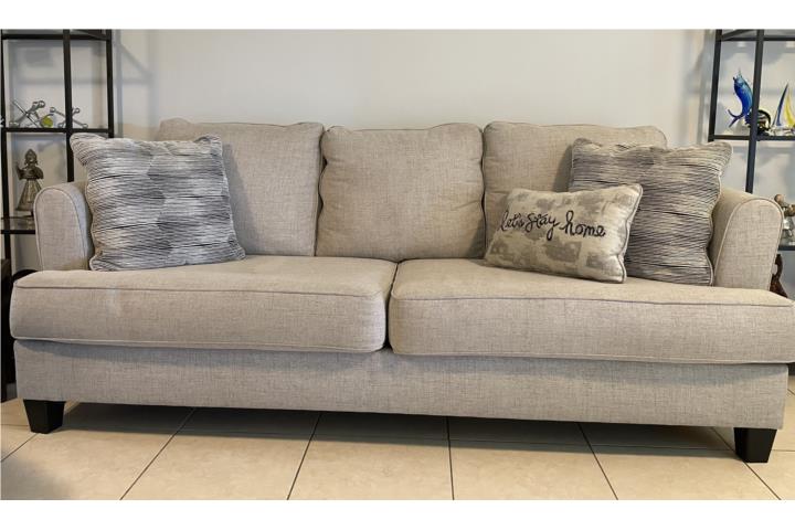 Sofá y love seat , Puerto Rico