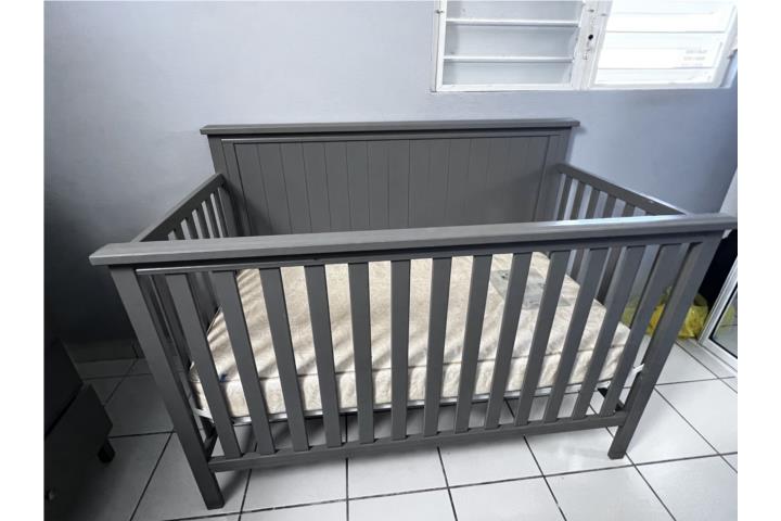 Cama cuna de poco uso, Puerto Rico