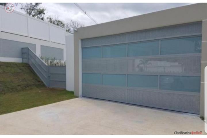 PUERTA DE GARAGE, Puerto Rico