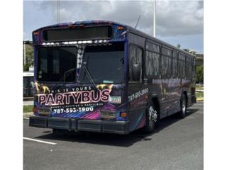 Chinchorre y Party Bus PR Puerto Rico Manny Limousine