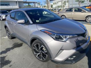 Toyota Puerto Rico CHR 2019 con solo 11k millage como nueva!!