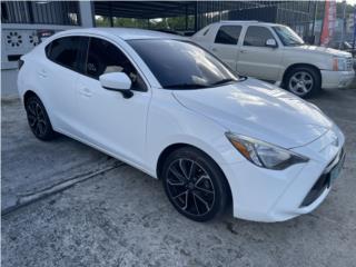 Toyota Puerto Rico 2018 Toyota Yaris - como nuevo! Ahorra gasoli