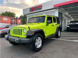 Jeep Puerto Rico Hyper Green jeep JK - color especial