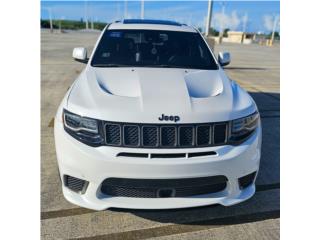 Jeep Puerto Rico TrackHawk - interiores ROJOS! 