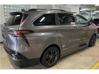 Toyota Puerto Rico XSE Con Rampa Para Impedidos  