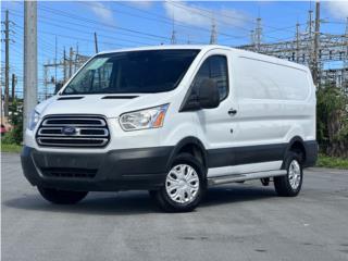 Ford Puerto Rico Ford Transit 250 Cargo Van como nueva 