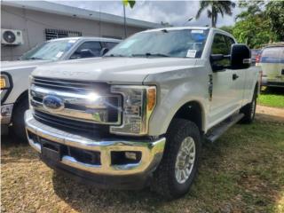 Ford Puerto Rico FORD F250 XLT 2017 CAB 1/2 4X4.