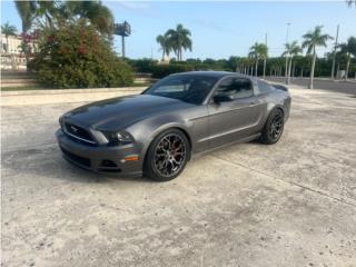 Ford Puerto Rico 2014 Ford Mustang V6