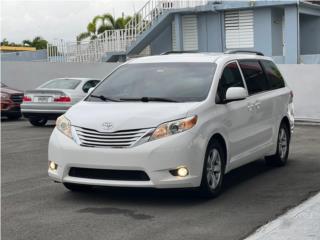 Toyota Puerto Rico 2015 TOYOTA SIENNA LE! DE SHOW