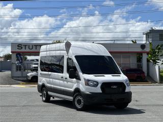 Ford Puerto Rico Passenger Wagon T-350 148