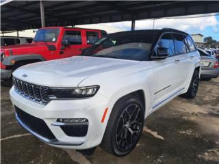 Jeep Puerto Rico Grand Cherokee Summit 2023 con 5 mil millas 