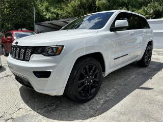 Jeep Puerto Rico Jeep grand Cherokee Altitude 2020z