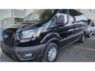 Ford Puerto Rico Transit 250 low roof pantalla grande