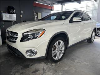 Mercedes Benz Puerto Rico Mercedes-Benz GLA250 2018 / Como nueva