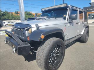 Jeep Puerto Rico SPORT CUSTOM JK 3.8 V6 4X4 XTRAS DESD 279!