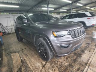 Jeep Puerto Rico ALTITUDE GRIS OSCURA SUNROOF LED 37K DESD 479