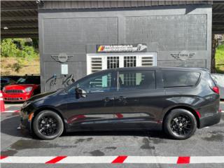 Chrysler Puerto Rico CHRYSLER PACIFICA 44K MILLAS BLACK EDITION 