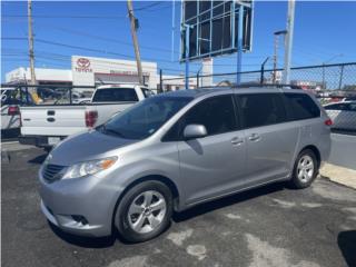 Toyota Puerto Rico 2013 SIENNA LE $15,975 tom Trade-in  