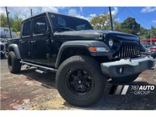 Jeep Puerto Rico GLADIATOR POCAS MILLAS Y CON ACCESORIOS
