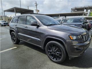 Jeep Puerto Rico Jeep Grand Cherokee Altitude 2019 solo 42K mi