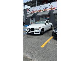 Mercedes Benz Puerto Rico Mercedes Benz C300 como nuevo. 