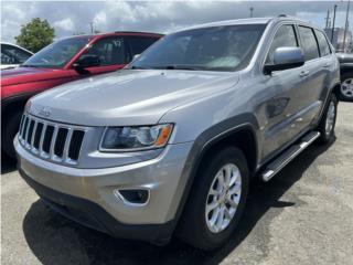 Jeep Puerto Rico Jeep Grand Cherokee Laredo casi nueva 2014