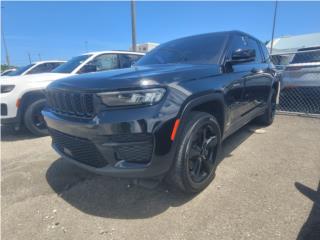 Jeep Puerto Rico ALTITUDE EX DEMO NEGRA COMPLETA V6 DESDE 569