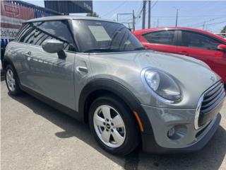 MINI  Puerto Rico Mini Cooper en centro de Liquidacion 