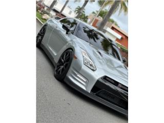 Nissan Puerto Rico GT-R  Black Edition (solo 22k millas) 