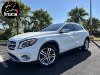 Mercedes Benz Puerto Rico 2018 GLA250 EXTRA CLEAN LLAMA YA