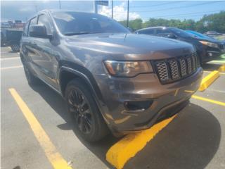 Jeep Puerto Rico ALTITUDE GRIS OSCURA SUNROOF AROS DESDE 499