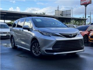 Toyota Puerto Rico Toyota Sienna LE 2023 (EXTRA CLEAN)